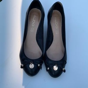 Aldo black ballet style shoe with 3' wedge heel, like new
